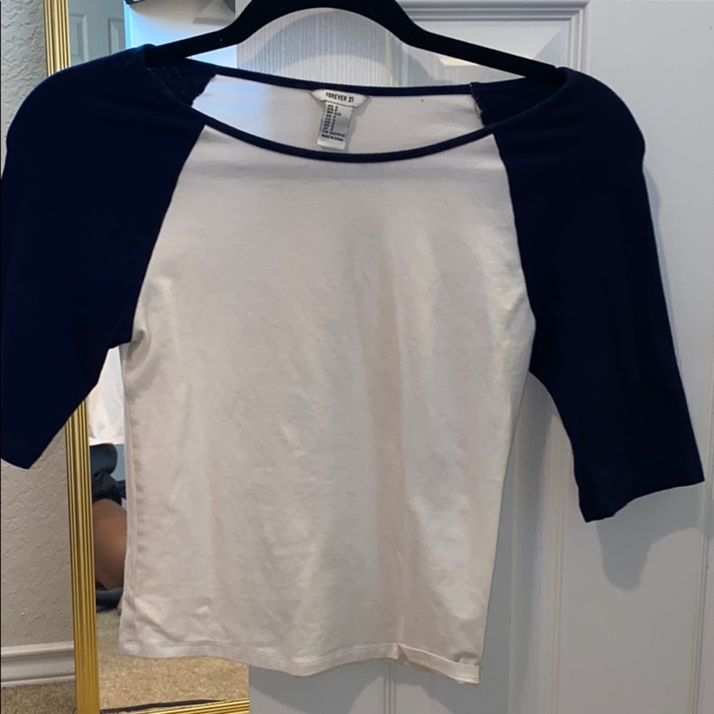 Forever 21 crop top tee